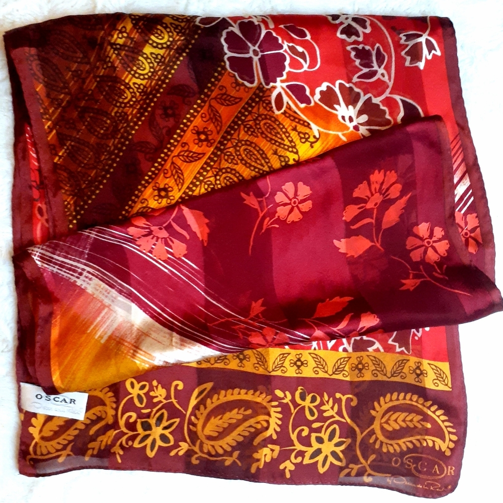 Oscar de la Renta 100% Silk Scarf